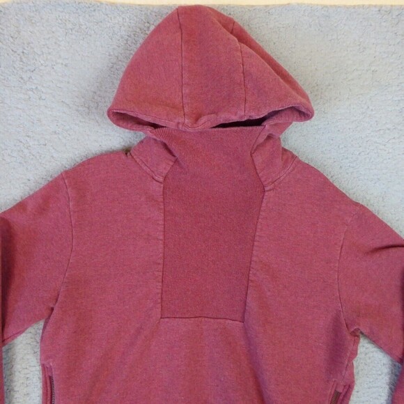 Onepiece Clothing Hoodie Womens Small Red Sweatshirt Side Zip Athletic Norway - Picture 2 of 16